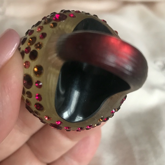 Alexis Bittar brown lucite color ring w/multi color burgundy red shades crystals - Picture 5 of 8
